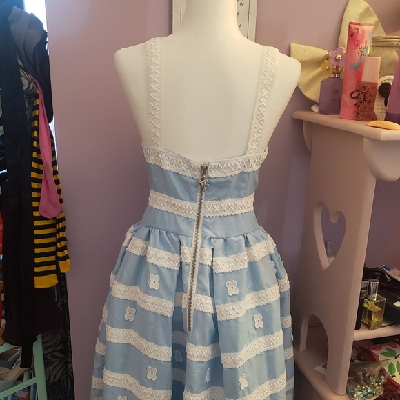 Sold! Unique Vintage Barbie Dress - Picture 6 of 10